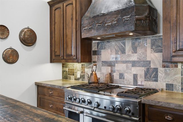 701 Cactus Rio Drive, Weatherford, TX 76087