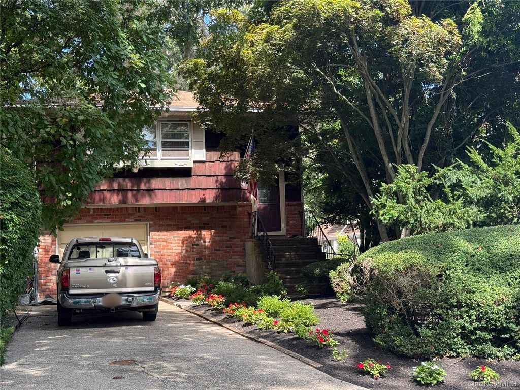 115 Green Avenue, Patchogue, NY 11772 — photo 5