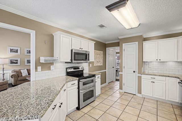 4633 MOLSONWOOD DR, Bartlett, TN 38135