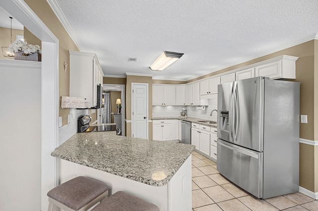 4633 MOLSONWOOD DR, Bartlett, TN 38135