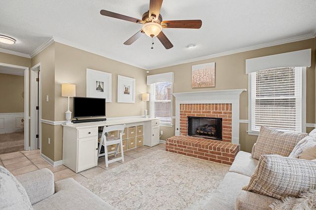 4633 MOLSONWOOD DR, Bartlett, TN 38135