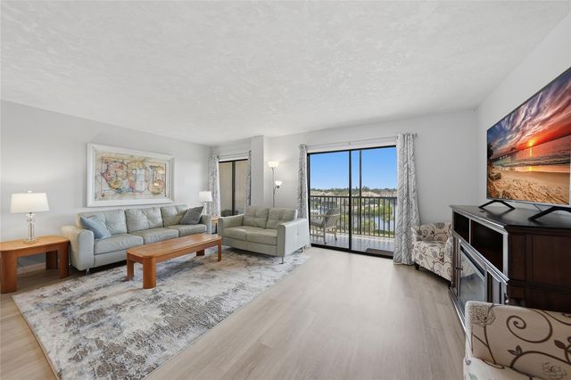 25188 MARION AVENUE F403, Punta Gorda, FL 33950