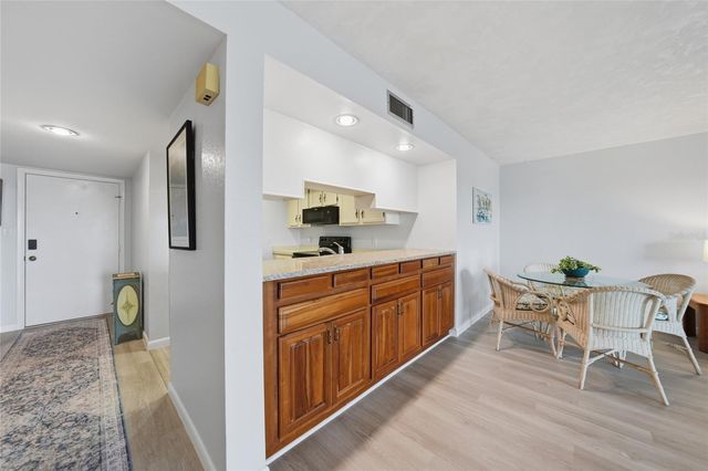 25188 MARION AVENUE F403, Punta Gorda, FL 33950