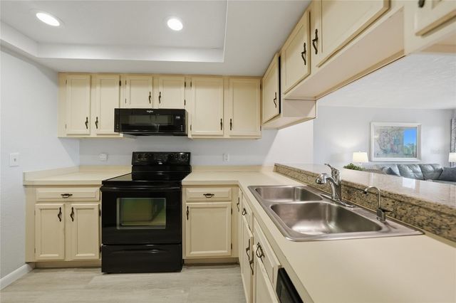 25188 MARION AVENUE F403, Punta Gorda, FL 33950