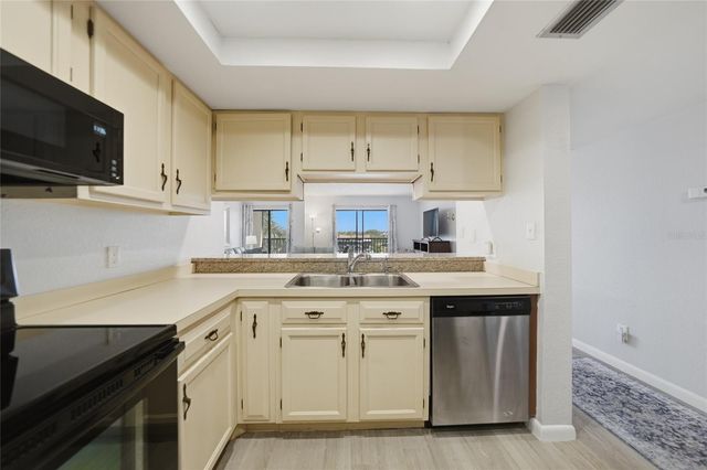 25188 MARION AVENUE F403, Punta Gorda, FL 33950