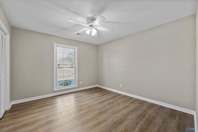 1821 SW Fitzgerald Drive, Decatur, AL 35603