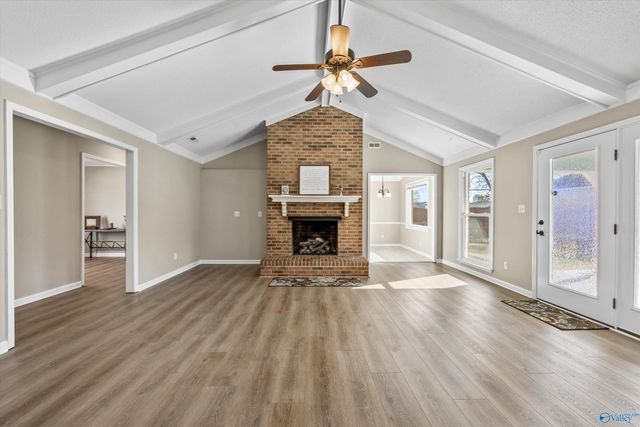 1821 SW Fitzgerald Drive, Decatur, AL 35603