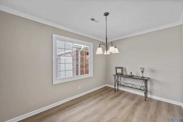 1821 SW Fitzgerald Drive, Decatur, AL 35603