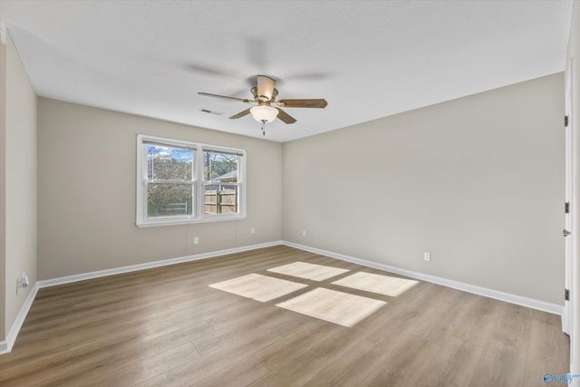 1821 SW Fitzgerald Drive, Decatur, AL 35603