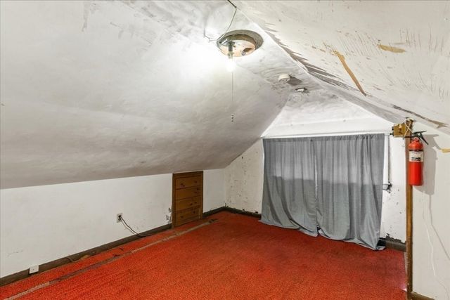 1055 S Franklin St, Holbrook, MA 02343