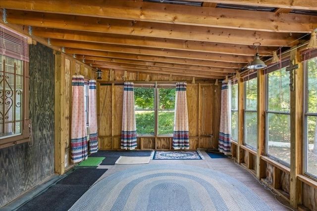 1055 S Franklin St, Holbrook, MA 02343