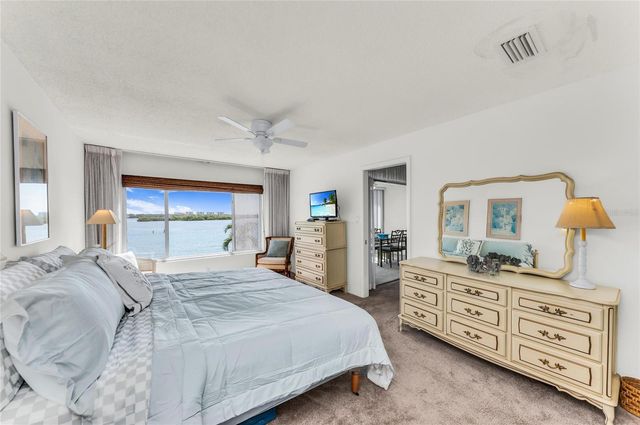 8977 MIDNIGHT PASS ROAD 219, Sarasota, FL 34242