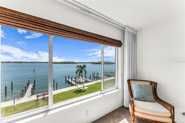 8977 MIDNIGHT PASS ROAD 219, Sarasota, FL 34242