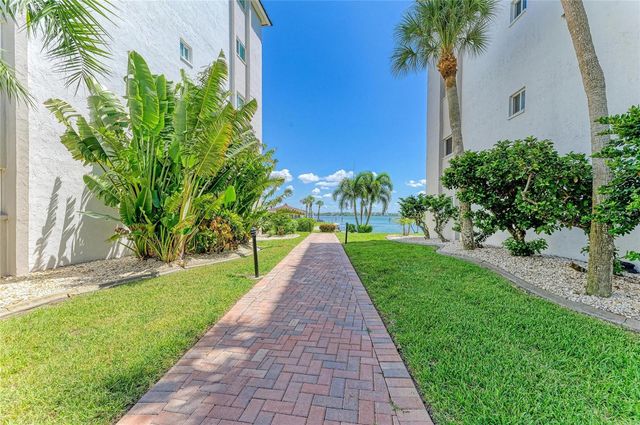8977 MIDNIGHT PASS ROAD 219, Sarasota, FL 34242