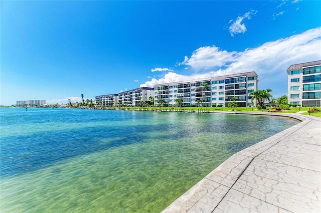 8977 MIDNIGHT PASS ROAD 219, Sarasota, FL 34242