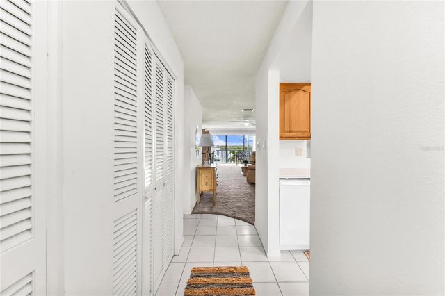 8977 MIDNIGHT PASS ROAD 219, Sarasota, FL 34242