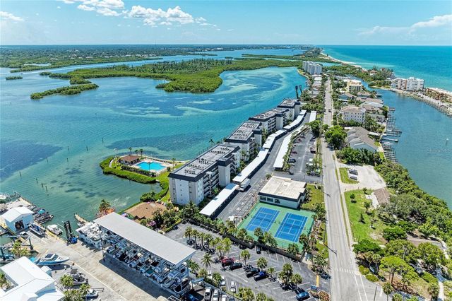 8977 MIDNIGHT PASS ROAD 219, Sarasota, FL 34242
