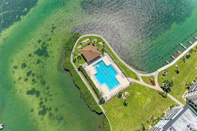 8977 MIDNIGHT PASS ROAD 219, Sarasota, FL 34242