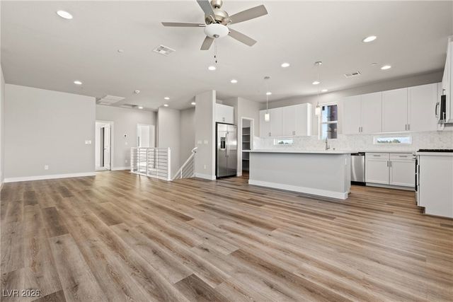 8629 Ensworth Street 110, Las Vegas, NV 89123