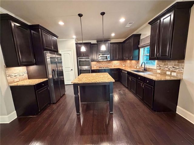 8785 Ellesmere Drive, Cumming, GA 30041