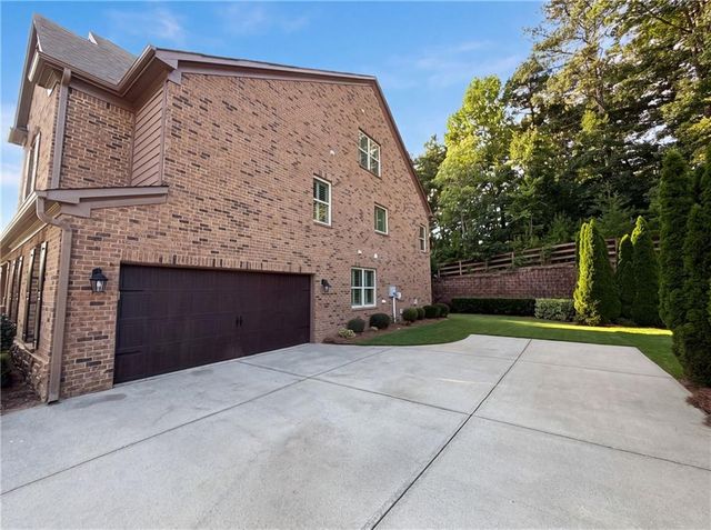 8785 Ellesmere Drive, Cumming, GA 30041