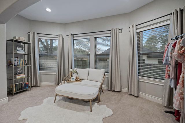 120 April Wind Drive E, Montgomery, TX 77356