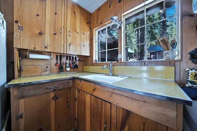 31790 Kit Carson Way, Pioneer, CA 95666
