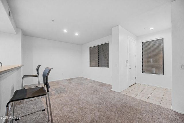 705 W QUEEN CREEK Road 1079, Chandler, AZ 85248