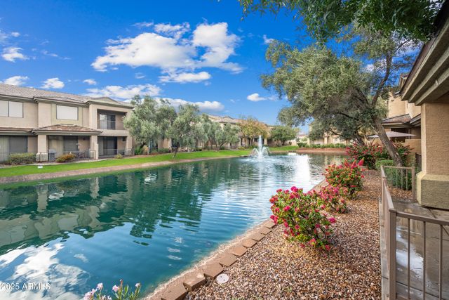 705 W QUEEN CREEK Road 1079, Chandler, AZ 85248