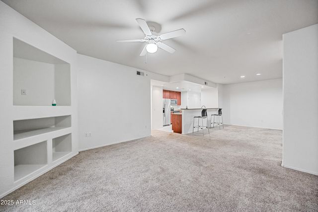 705 W QUEEN CREEK Road 1079, Chandler, AZ 85248