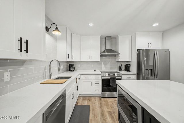 4937 E EVANS Drive, Scottsdale, AZ 85254