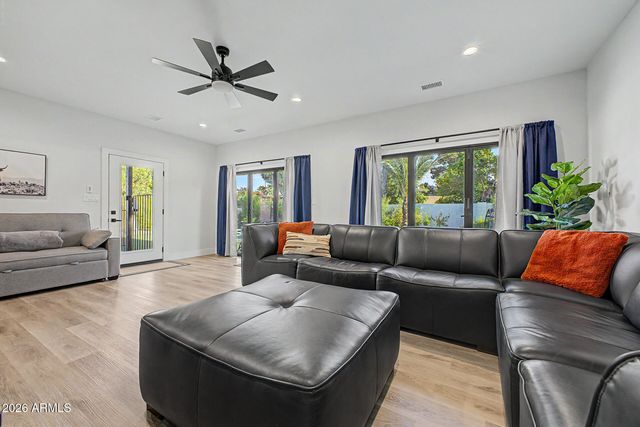 4937 E EVANS Drive, Scottsdale, AZ 85254