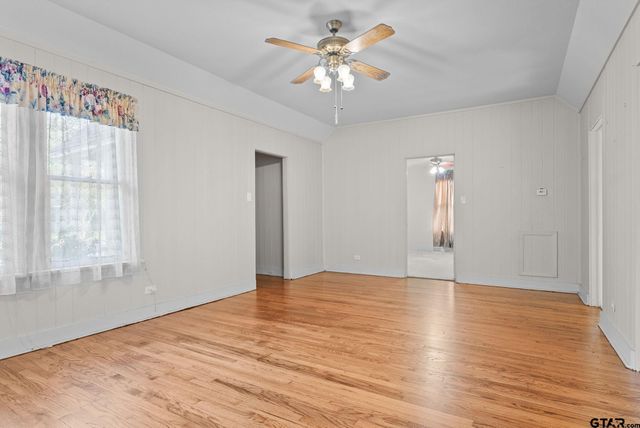 526 W 6th St, Tyler, TX 75701