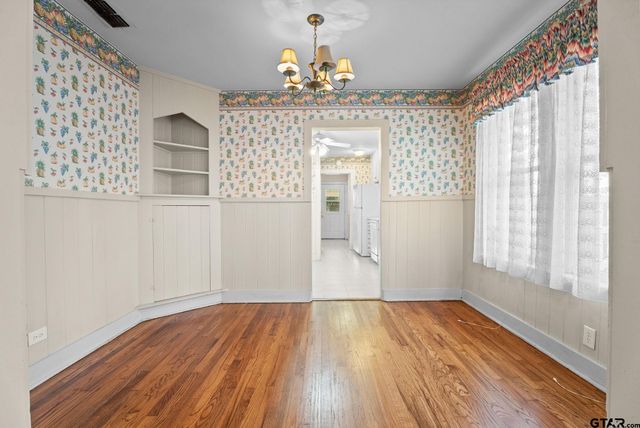 526 W 6th St, Tyler, TX 75701