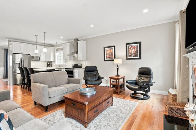 15 Beaver Pond Road 15, Milford, MA 01757