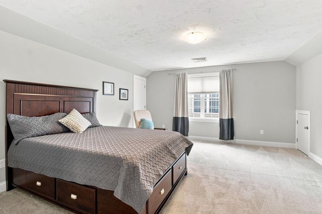 15 Beaver Pond Road 15, Milford, MA 01757