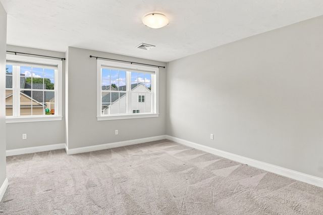 15 Beaver Pond Road 15, Milford, MA 01757
