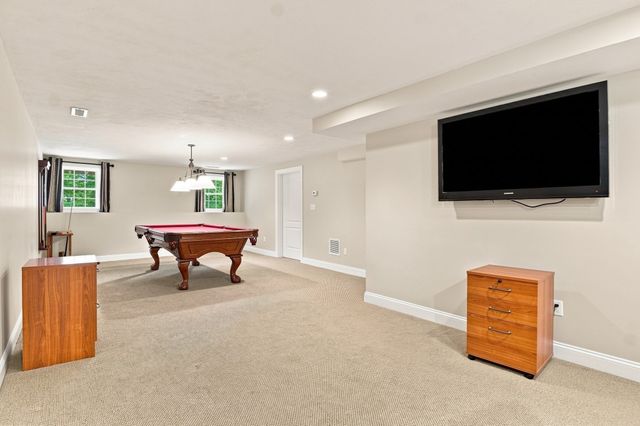 15 Beaver Pond Road 15, Milford, MA 01757