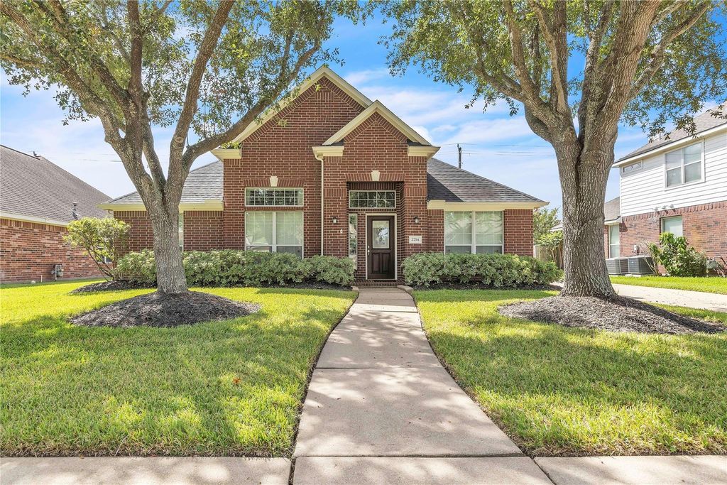 2714 Pebble Creek Drive, Pearland, TX 77581