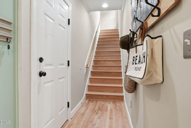 106 Sunset Ridge Lane, Chapel Hill, NC 27516