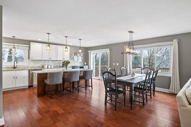 6806 Deerwood Lane N, Maple Grove, MN 55369