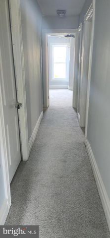 121 N BROAD ST, Waynesboro, PA 17268