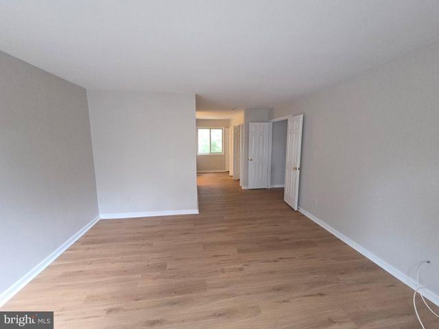 20626 HIGHLAND HALL DR, Montgomery Village, MD 20886