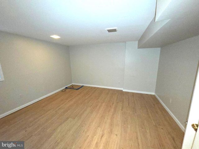 20626 HIGHLAND HALL DR, Montgomery Village, MD 20886