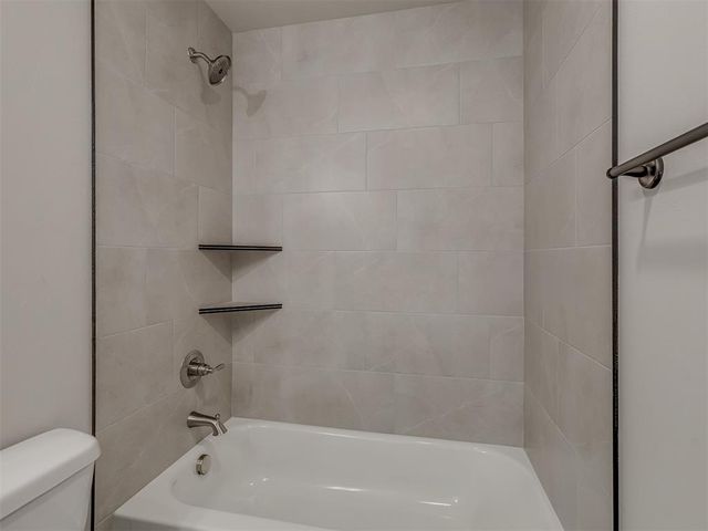 1981 Twin Spires Trail, Blanchard, OK 73010