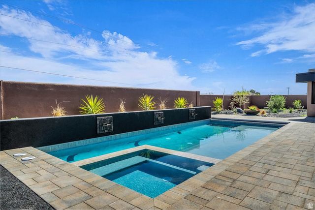 548 W INDIGO WAY, Ivins, UT 84738