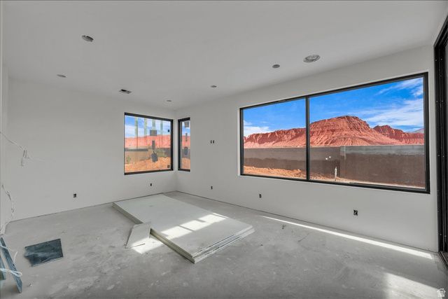 548 W INDIGO WAY, Ivins, UT 84738