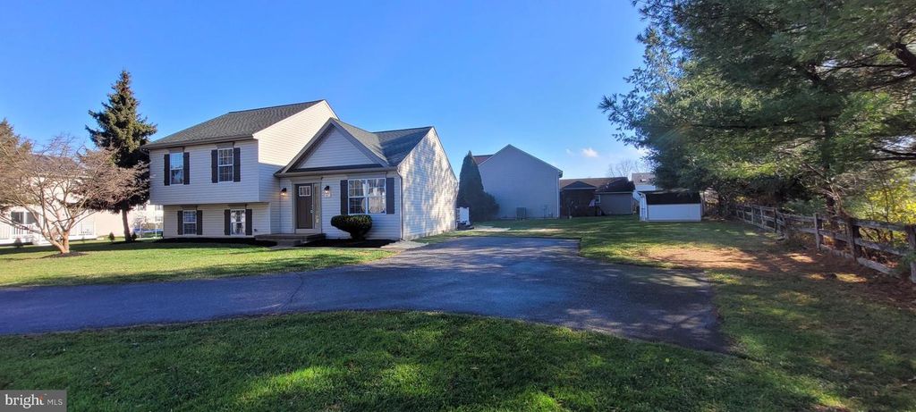 547 KENAN ST, Taneytown, MD 21787