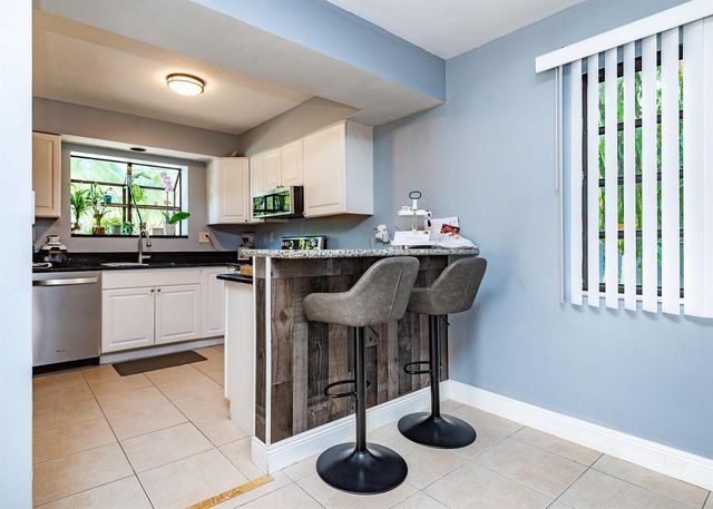740 SE 1st Way 101, Deerfield Beach, FL 33441