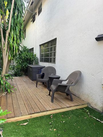 740 SE 1st Way 101, Deerfield Beach, FL 33441